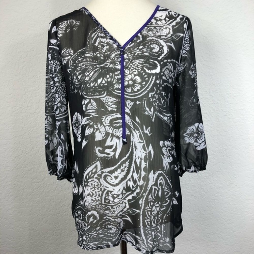 Chico’s Black/White Semi Sheer 3/4 Sleeve Blouse 0